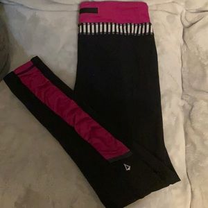 Ivivva black with pink accents